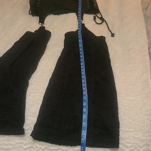 Black Lace-Up Garter Skirt Set - Picture 6 of 6
